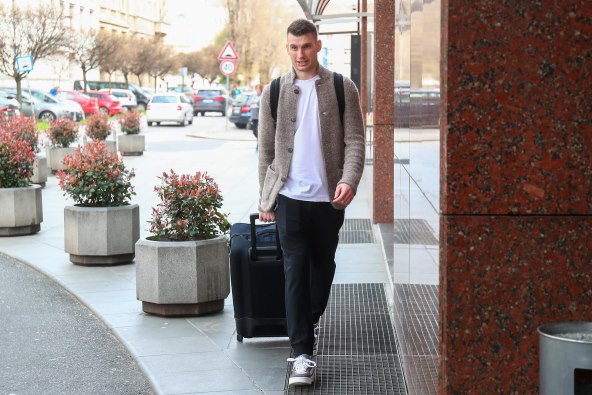 Dominik Livaković (4).jpg