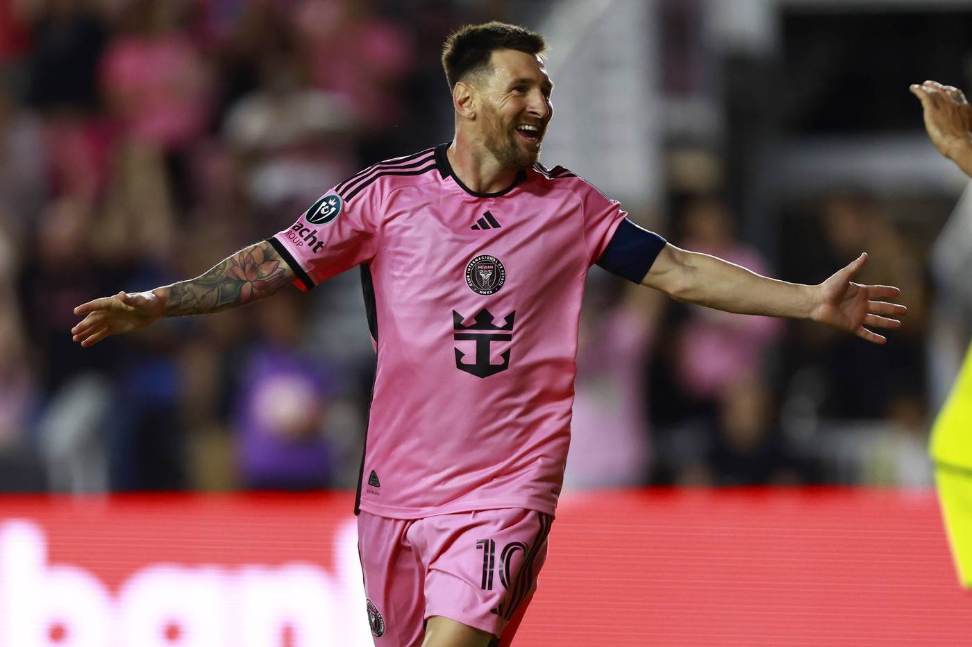 Koliko je visok Lionel Messi?