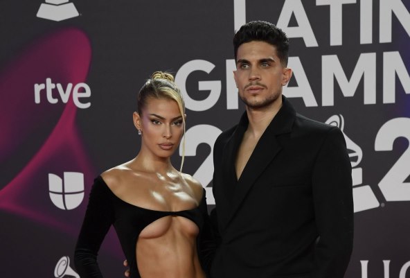 Marc Bartra Jessica Goicoechea.jpg