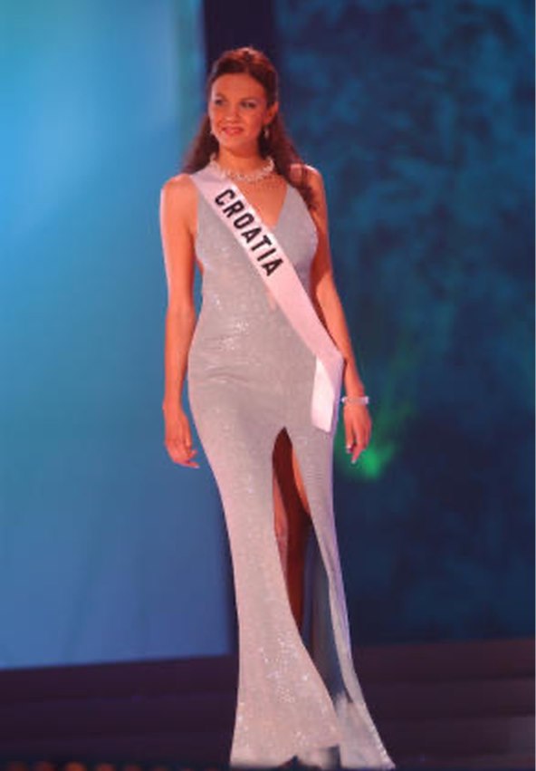 2003 Ivana Delač.jpg