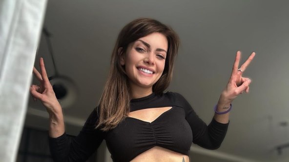 Ella Dvornik