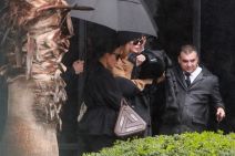 Khloe Kardashian i Kim Kardashian