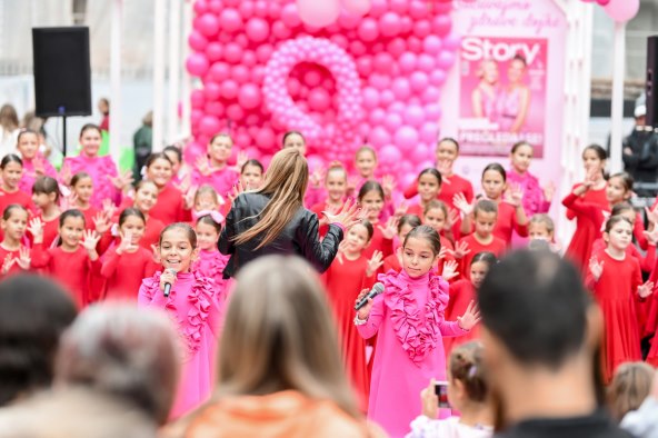 Story Pink Day_RG (21).jpg