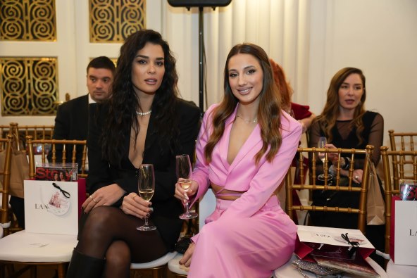 Anamaria Raič i Klaudija Kelemović.