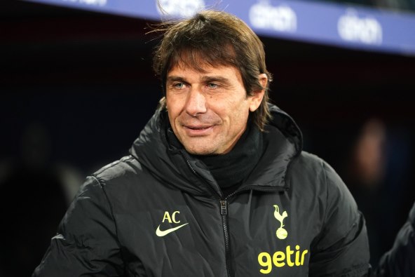 Antonio Conte ima upalu žuči.