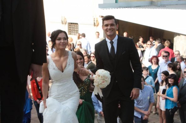 Dejan Lovren i Anita Lovren vjenčali su se 2 puta.