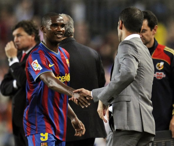 Samuel Etoo Pep Guardiola.jpg