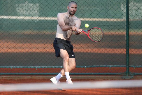 Emil Tedeschi junior ljubi 17 godina stariju Niku Perenčević
