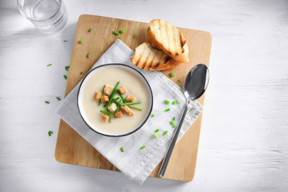Krem juha od poriluka i krumpira