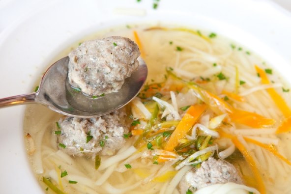 Recept za domaći ajngemahtec s jetrenim okruglicama