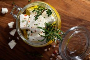 marinirani feta sir
