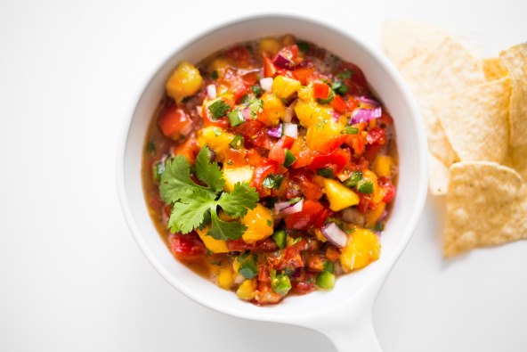 Salsa s breskvama