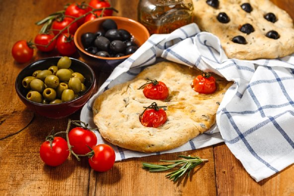 Focaccia po receptu Jamieja Olivera i Gennara Contalda
