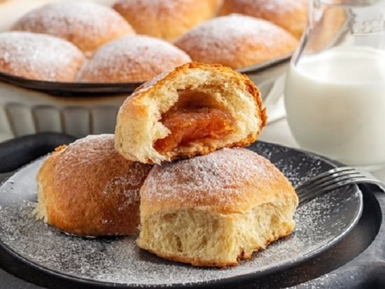 3 recepta za buhtle kao iz djetinjstva