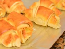 Kiflice sa šunkom i sirom