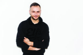 Domaći modni dizajner sjajan i u ulozi modela