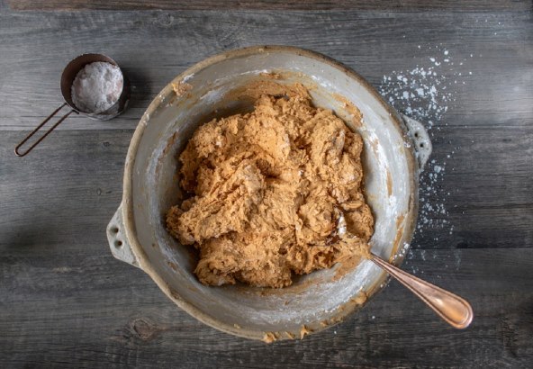 Brzi recept za kuglice od kikiriki maslaca bez pečenja