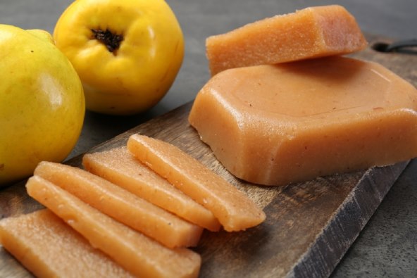 Starinski recept za kitnkez ili sir od dunja