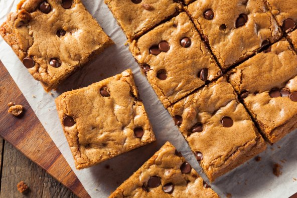 Blondies s komadićima čokolade