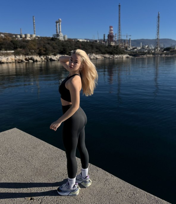 Klara Hodak.jpg