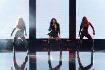 Stela Rade - Hurricane