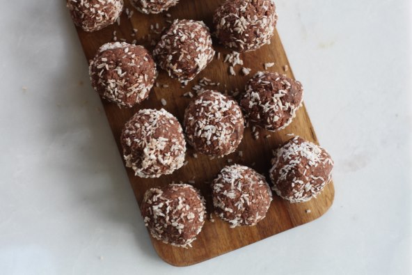Recept za čoko rum kuglice s keksom