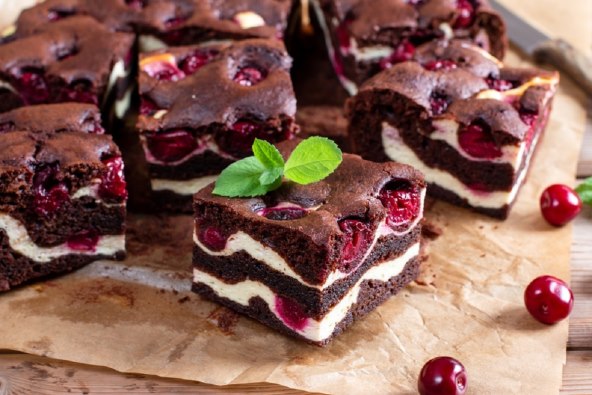 Recept za čokoladne kocke s višnjama