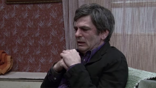 Senad Bašić glumio je Faruka Fazlinovića u seriji Lud, zbunjen, normalan
