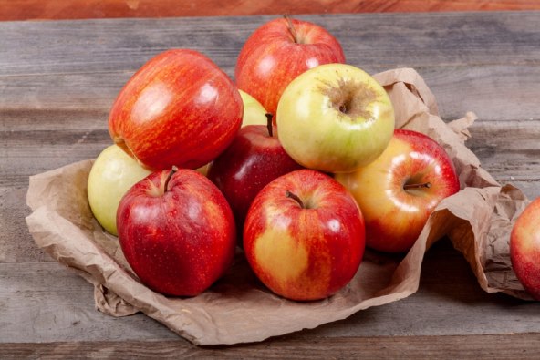 Recept za kolač s jabukama i pudingom