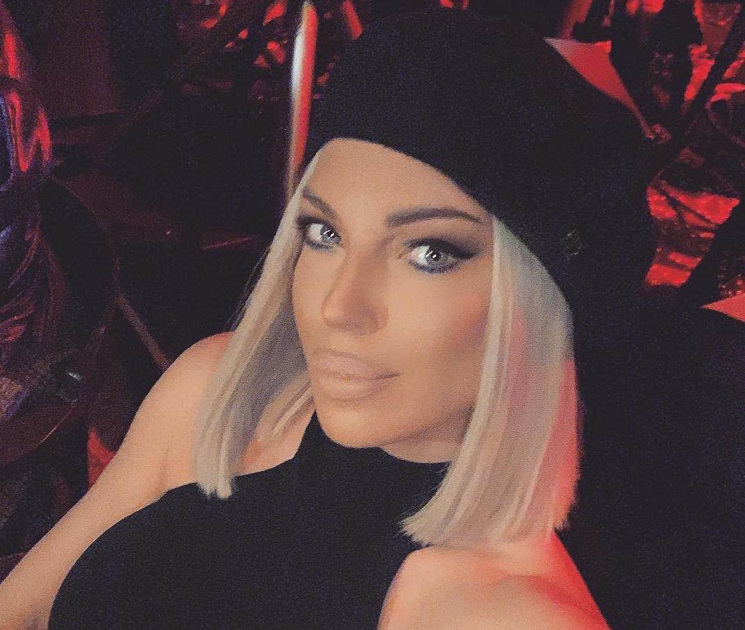 Jelena Karleuša mijenja ime | Story