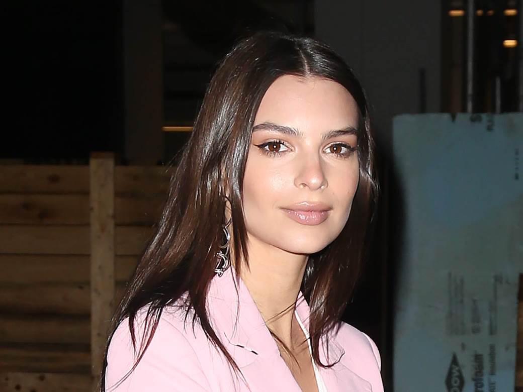 Emily Ratajkowski I Irina Shayk Obožavaju Popularnu Torbu Od 400 Kn | Story