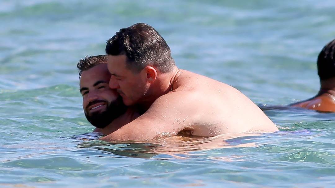 Luke Evans se kupa s dečkom na Story