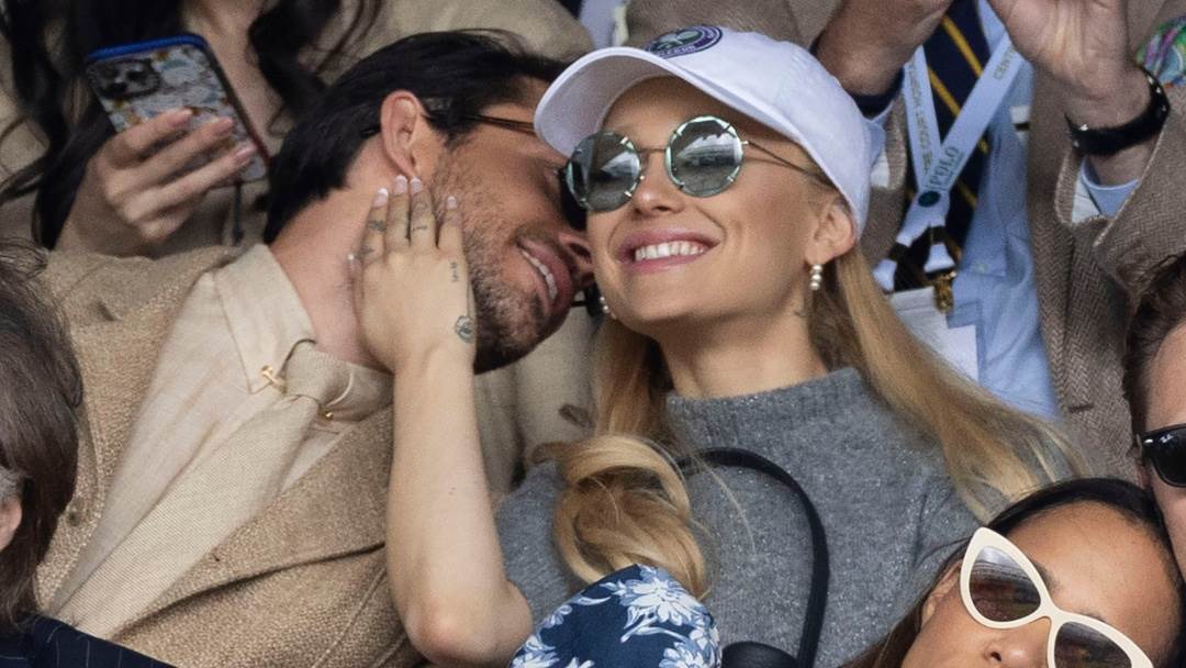 Razvode se Ariana Grande i Dalton Gomez | Story