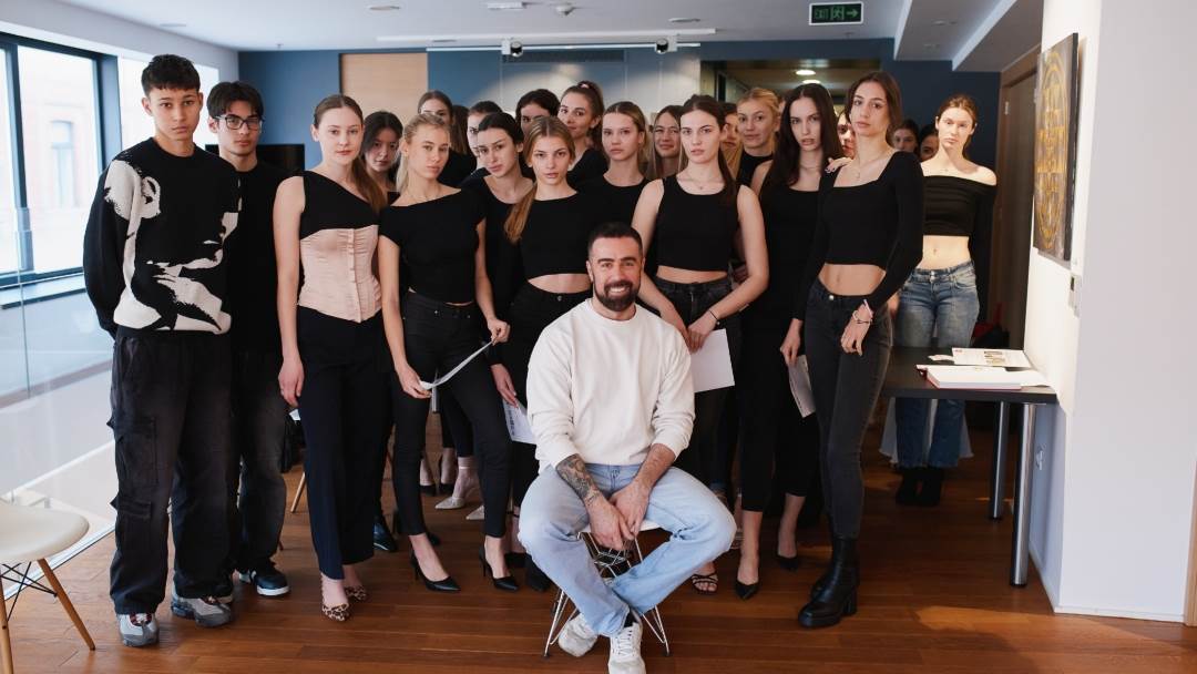 Robert Sever Održao Casting Modela Story