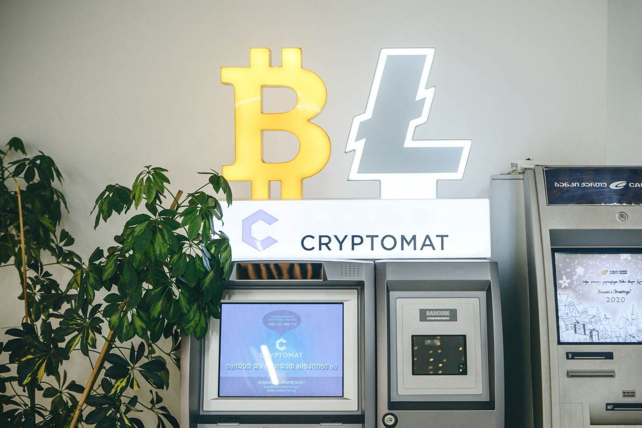 Uz klasične bankomate u svijetu postoje i kripto bankomati | Story