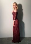 Jelena Rozga u haljini boje vina ostavlja bez daha 
