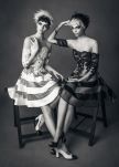 Bajkovita Boudoir kolekcija haljina i šešira Divided Bipolar Cat Disorder