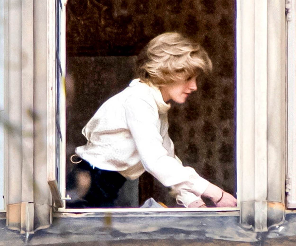 GRUDNJACI SU OUT Aktualna 'princeza Diana' snimljena u šopingu s djevojkom