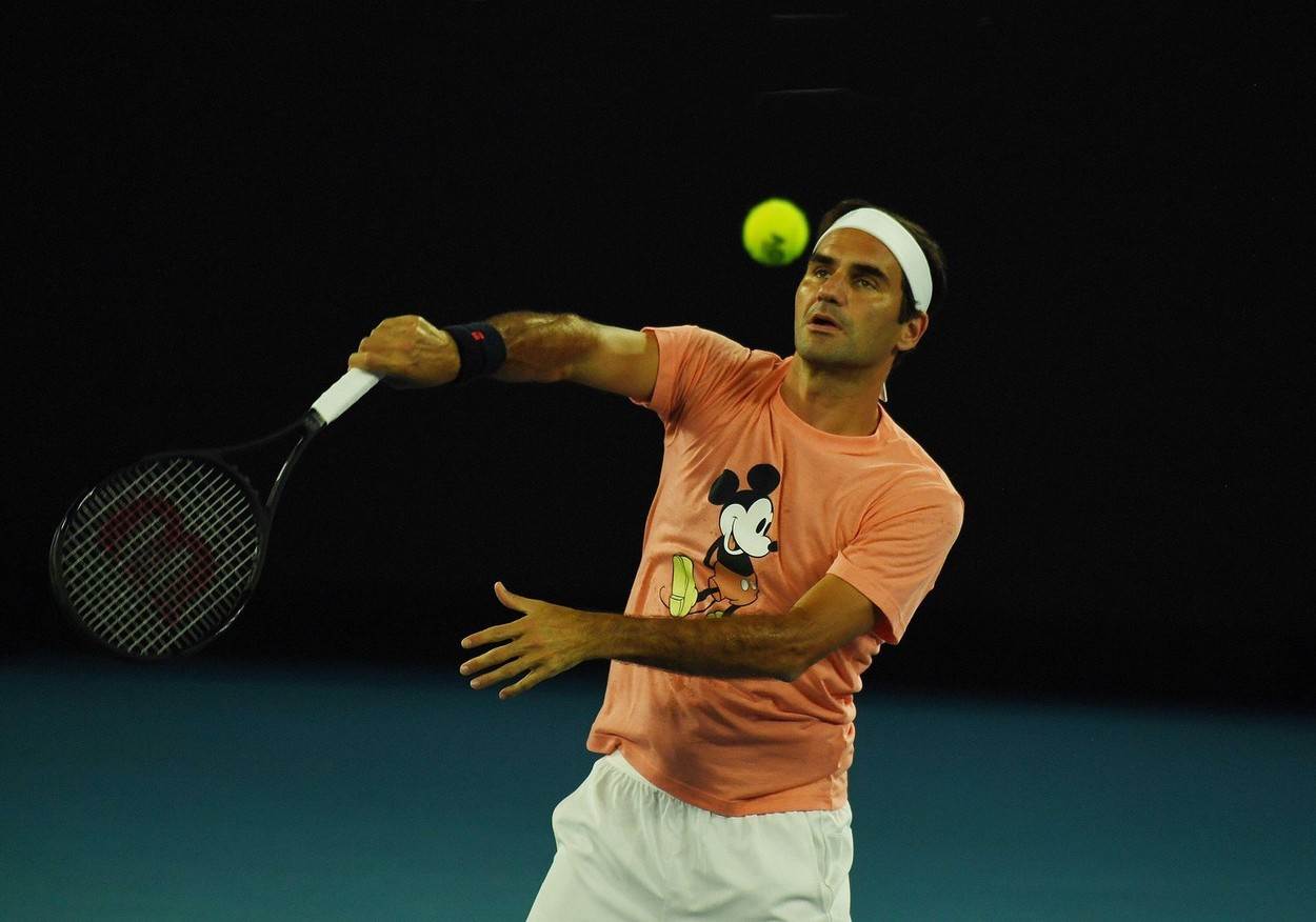 Roger Federer igra tenis