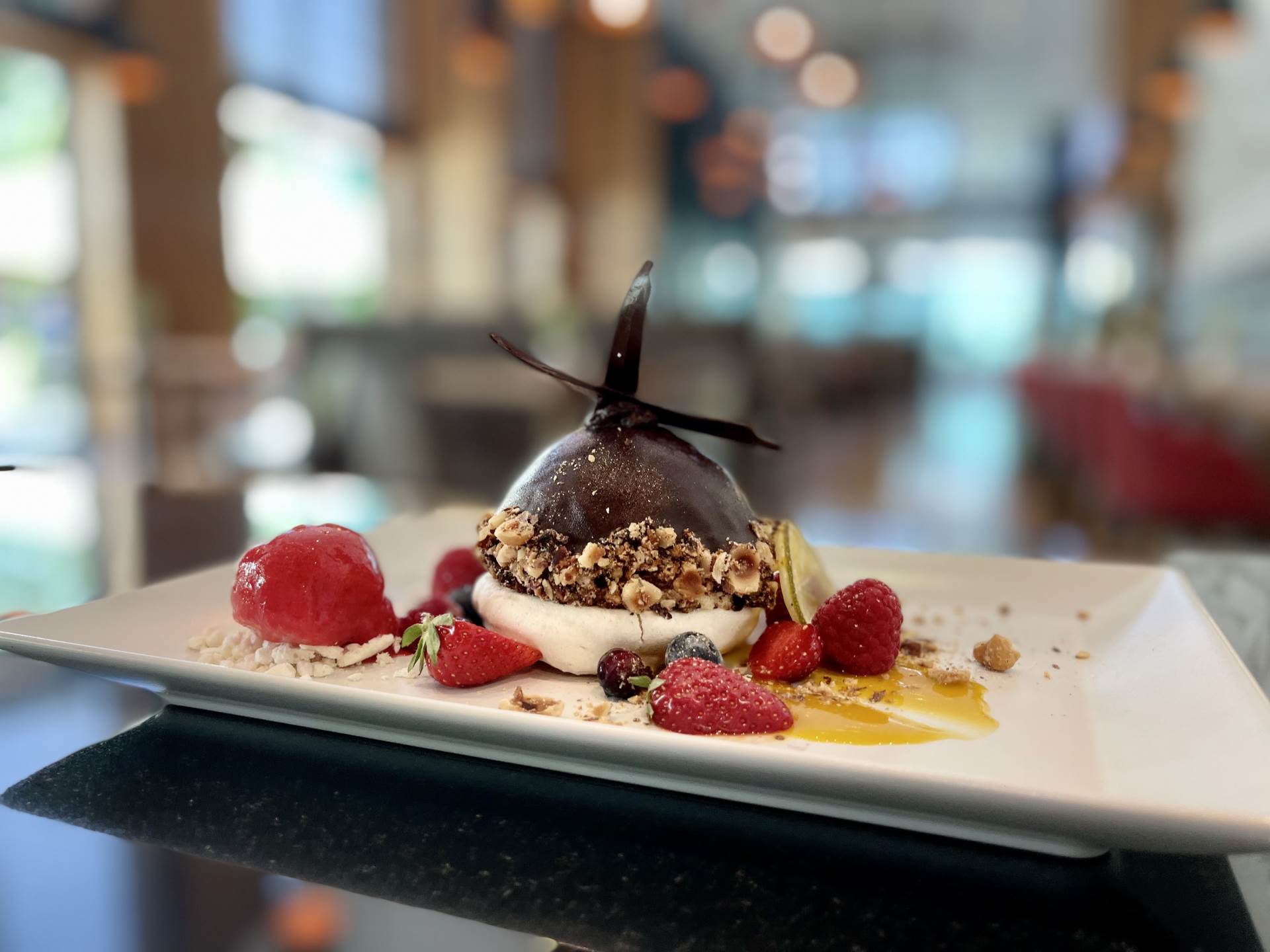 MAXimalno ukusni deserti u OXBO restoranu hotela DoubleTree by Hilton! 