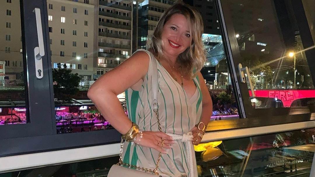 Une Épaule Florale Mousseline Robes Avec Poche Citron Grande Taille