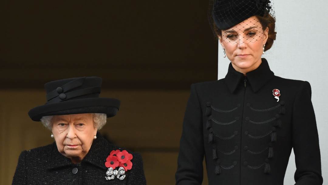Kate Middleton i Kraljica Elizabeta II.