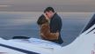 Ben Affleckl ljubi Jennifer Lopez na aerodromu.