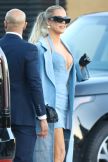 Khloe Kardashian pokazala fit formu u traper haljinici