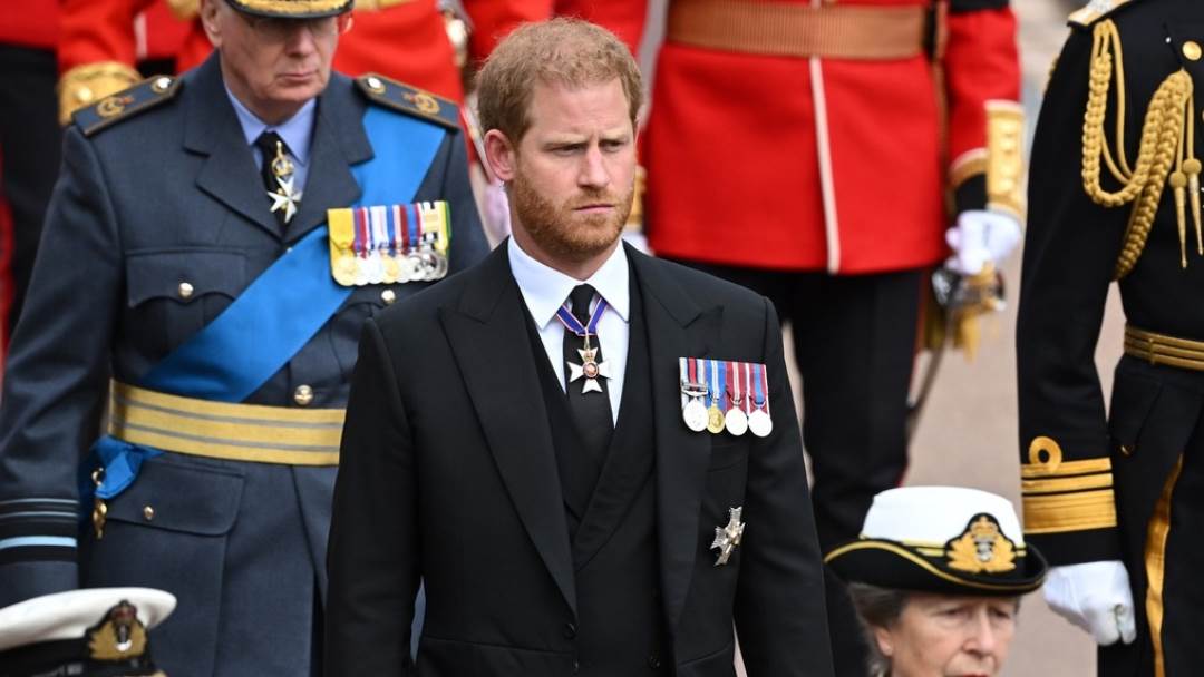 Princ Harry će ranije otići s ceremonije za Kralja Charlesa III.