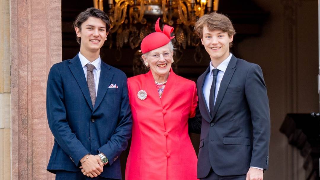 Danska kraljica Margrethe s unucima Nikolaijem i Felixom kojima je oduzela titule