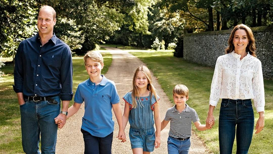 Obiteljski portret Kate Middleton i princa Williama