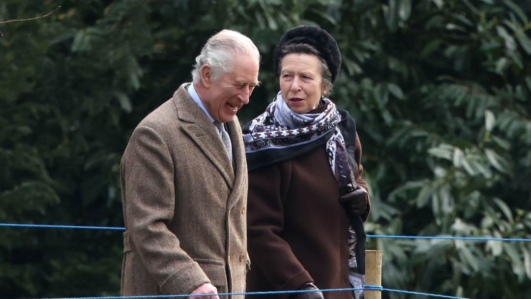 Princeza Anne i kralj Charles III.