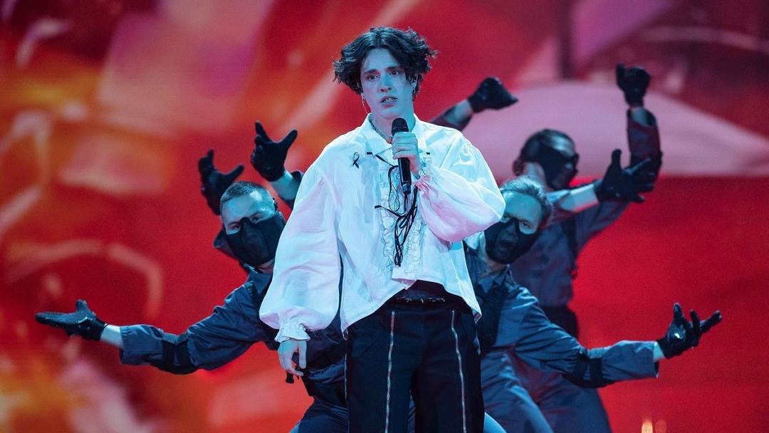 Luke Black odao počast žrtvama pucnjave u Srbiji na nastupu u finalu Eurosonga