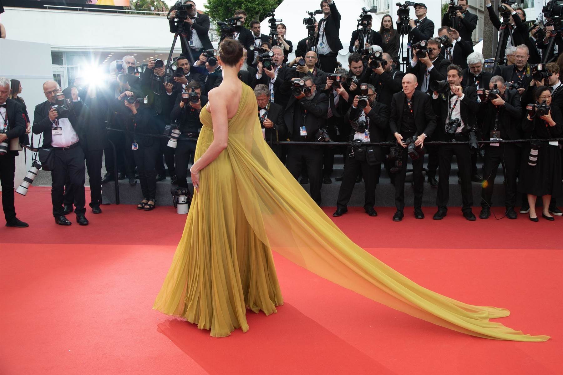 Karlie Kloss na premijeri filma u Cannesu